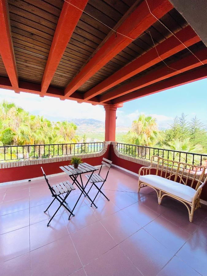 Villa En Альмуньєкар Екстер'єр фото